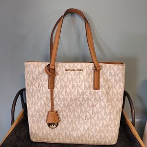 Michael Kors MK Morgan Medium Logo Tote Bag